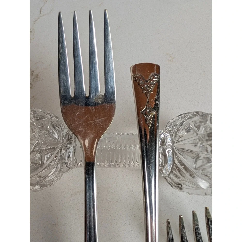 Vtg Holmes & Edwards Spring Garden 1949 Silverplate Salad Forks - Set of 3 As-Is